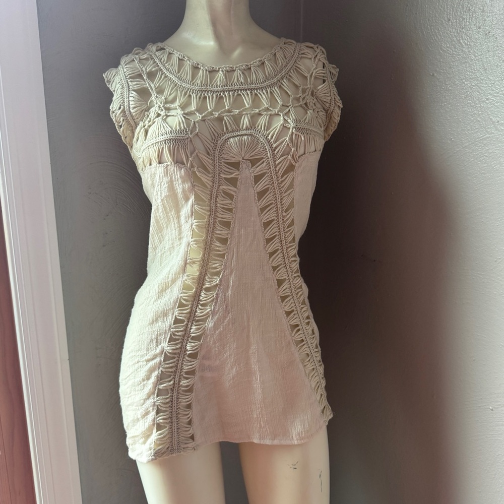Entro croquet short sleeve top/cover up size small